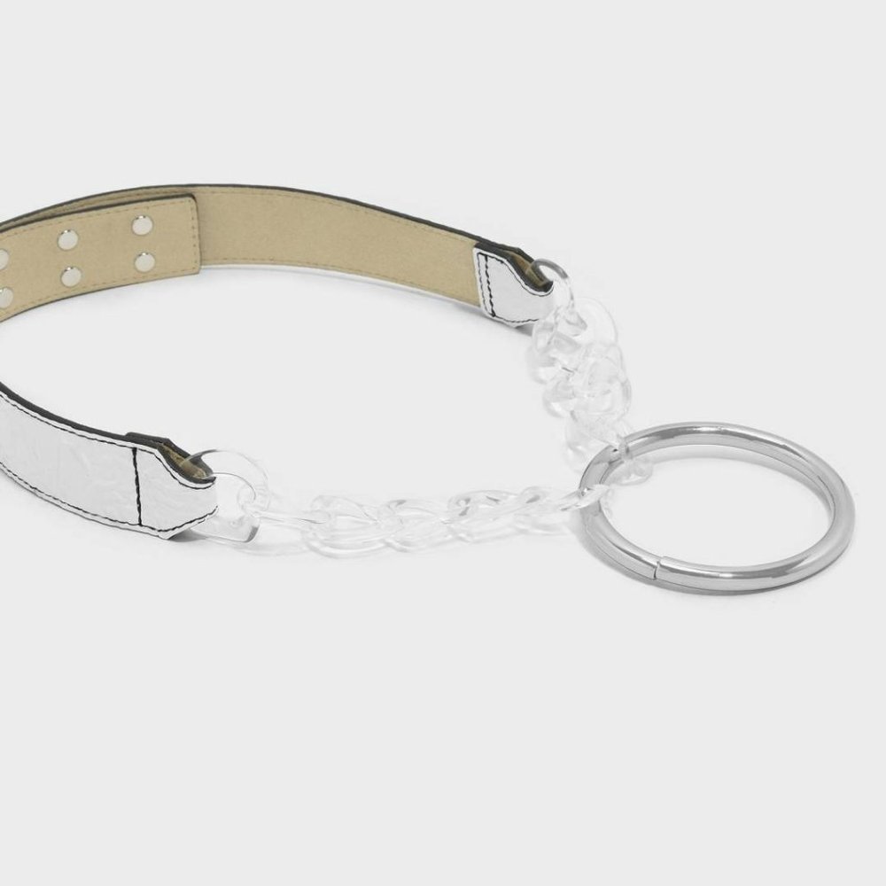 [NWOT] C&K White Belt with Ring and Clear Chain
